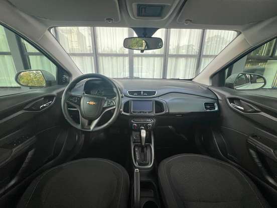 CHEVROLET-ONIX-2014