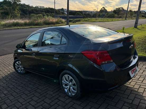 CHEVROLET-PRISMA-2018