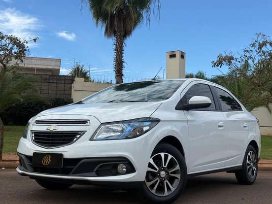 CHEVROLET-PRISMA-2013
