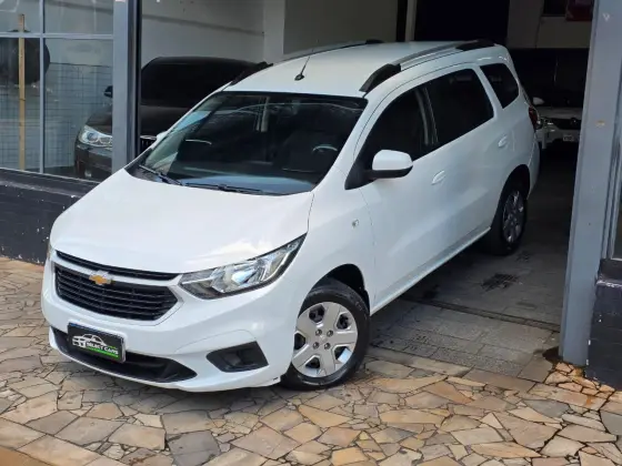 CHEVROLET SPIN 1.8 LT 8V FLEX 4P AUTOMÁTICO CHEVROLET SPIN 1.8 LT 8V FLEX 4P AUTOMÁTICO