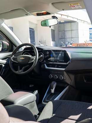 CHEVROLET-TRACKER-2025