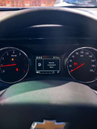 CHEVROLET-TRACKER-2025