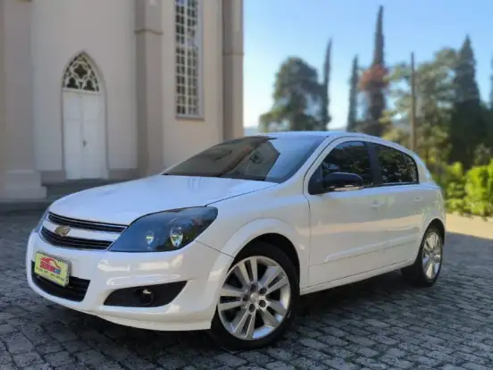 CHEVROLET-VECTRA-2.0 MPFI GT HATCH 8V FLEX 4P MANUAL CHEVROLET-VECTRA-2010