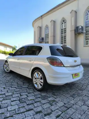 CHEVROLET-VECTRA-2010
