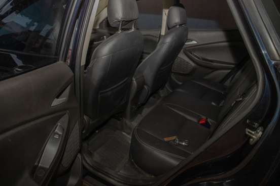 CHEVROLET-TRACKER-2020