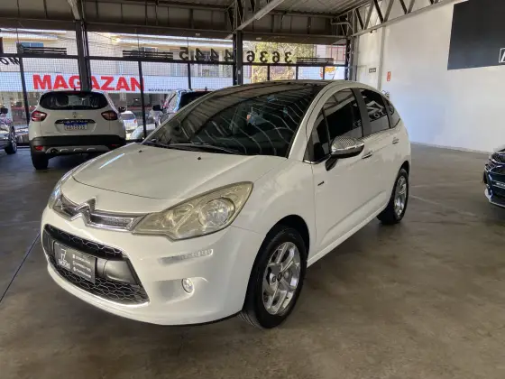 CITROËN C3 1.6 EXCLUSIVE 16V FLEX 4P AUTOMÁTICO CITROËN C3 1.6 EXCLUSIVE 16V FLEX 4P AUTOMÁTICO