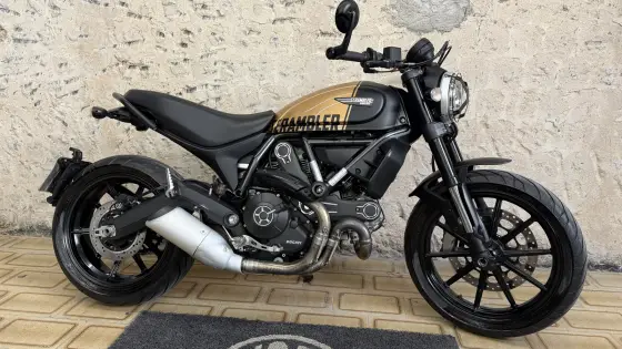 DUCATI SCRAMBLER ICON 