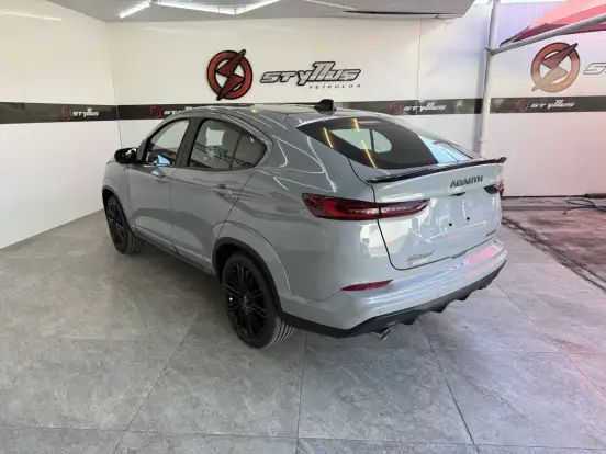 FIAT-FASTBACK-1.3 TURBO 270 FLEX ABARTH AT6 FIAT-FASTBACK-2025