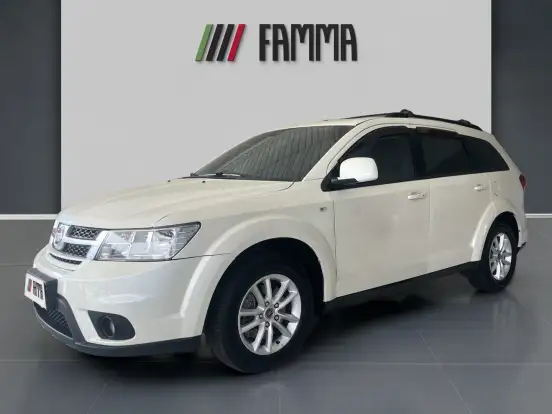 FIAT-FREEMONT-2.4 PRECISION 16V GASOLINA 4P AUTOMÁTICO FIAT-FREEMONT-2013