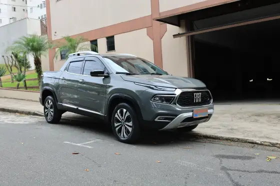 FIAT TORO 1.3 TURBO 270 FLEX VOLCANO AT6 FIAT TORO 1.3 TURBO 270 FLEX VOLCANO AT6