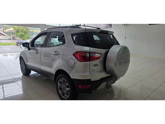FORD-ECOSPORT-2015