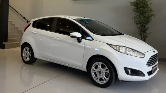 FORD FIESTA 1.6 SE HATCH 16V FLEX 4P MANUAL