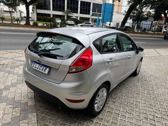 FORD-FIESTA-2017