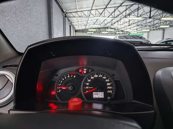 FORD-KA-2013