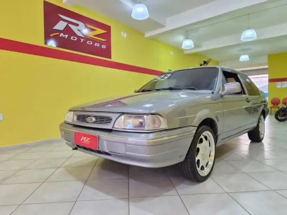 FORD VERSAILLES 1.8 GL 8V ÁLCOOL 2P MANUAL FORD VERSAILLES 1.8 GL 8V ÁLCOOL 2P MANUAL