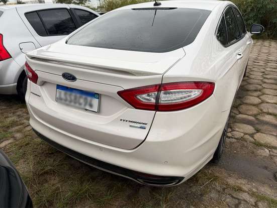 FORD-FUSION-2016