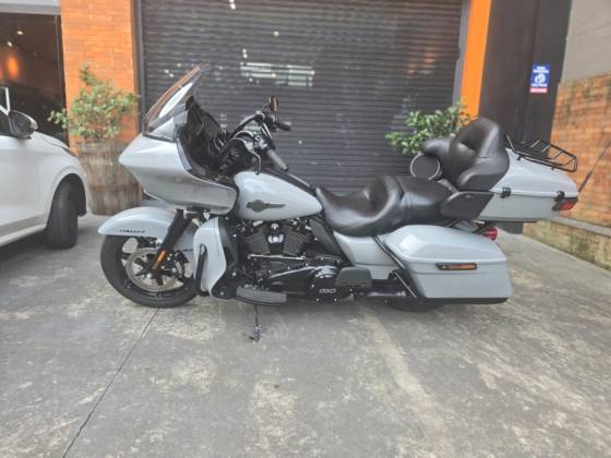 HARLEY-DAVIDSON ROAD GLIDE LIMITED 