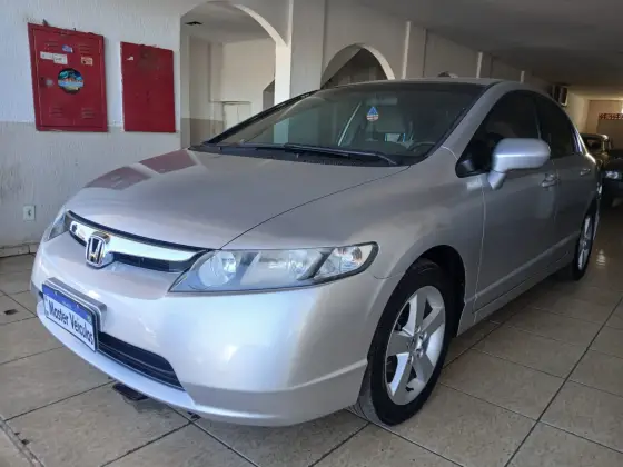 HONDA CIVIC 1.8 LXS 16V FLEX 4P MANUAL