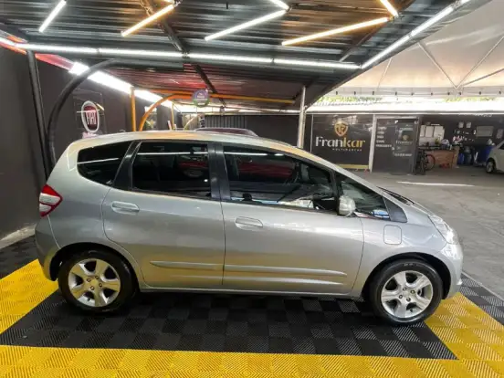 HONDA-FIT-1.4 LX 16V FLEX 4P MANUAL HONDA-FIT-2011