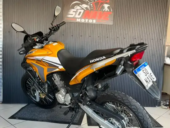 HONDA-XRE 300 HONDA-XRE 300-2011