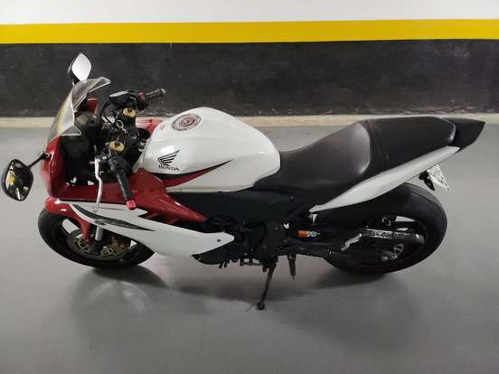HONDA-CBR 600F HONDA-CBR 600F-2013