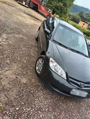 HONDA-CIVIC-1.7 LXL 16V GASOLINA 4P MANUAL HONDA-CIVIC-2004