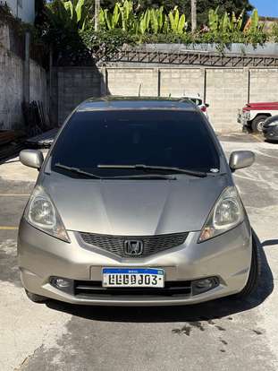 HONDA-FIT-2009