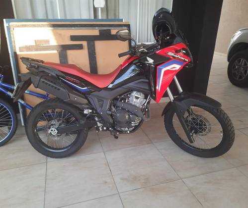 HONDA XRE 300 SAHARA RALLY 