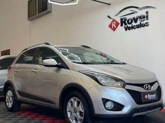 HYUNDAI-HB20X-1.6 16V PREMIUM FLEX 4P MANUAL HYUNDAI-HB20X-2013