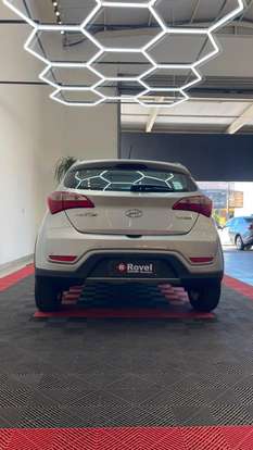 HYUNDAI-HB20X-1.6 16V PREMIUM FLEX 4P MANUAL HYUNDAI-HB20X-2013
