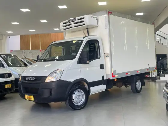 IVECO DAILY 2.3  HPI DIESEL 35S14 CHASSI MANUAL