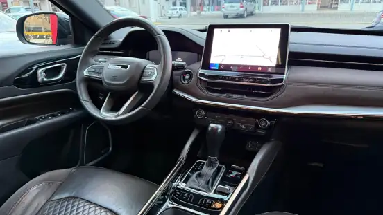 JEEP-COMMANDER-2021