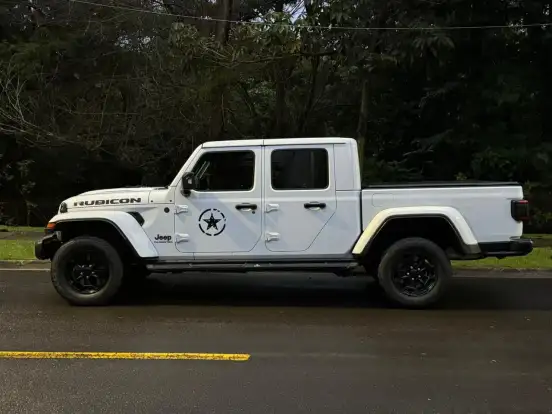 JEEP-GLADIATOR-2022