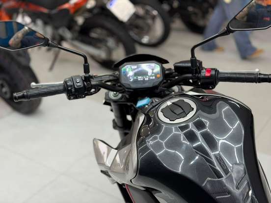 KAWASAKI-Z900 KAWASAKI-Z900-2023