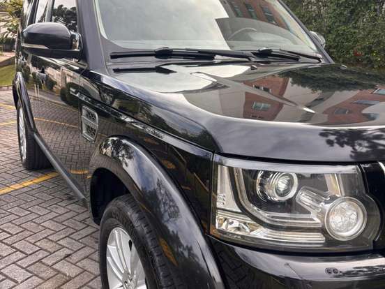 LAND ROVER-DISCOVERY 4-3.0 SE 4X4 V6 24V BI-TURBO DIESEL 4P AUTOMÁTICO LAND ROVER-DISCOVERY 4-2014