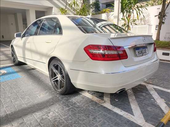 MERCEDES-BENZ-E 250-1.8 CGI AVANTGARDE 16V GASOLINA 4P AUTOMÁTICO MERCEDES-BENZ-E 250-2011