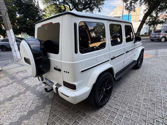 MERCEDES-BENZ-G 63 AMG-4.0 V8 TURBO GASOLINA 4MATIC SPEEDSHIFT MERCEDES-BENZ-G 63 AMG-2024