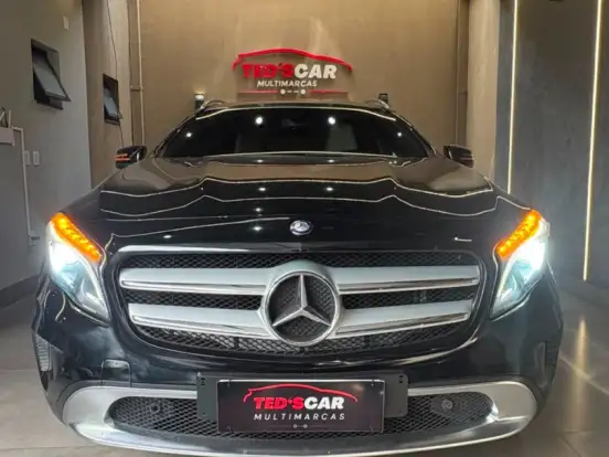 MERCEDES-BENZ-GLA 200-1.6 CGI ADVANCE 16V TURBO FLEX 4P AUTOMÁTICO MERCEDES-BENZ-GLA 200-2015