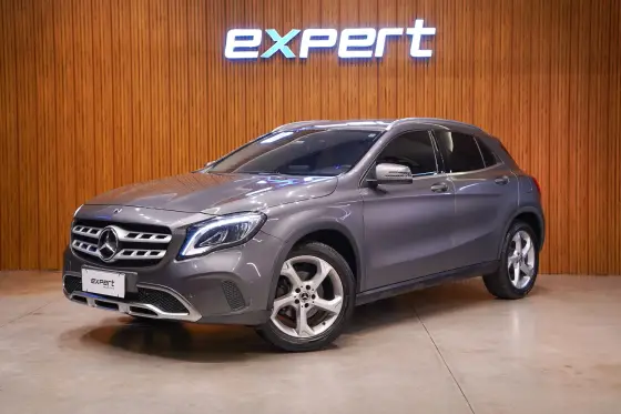 MERCEDES-BENZ GLA 200 1.6 CGI FLEX ADVANCE 7G-DCT