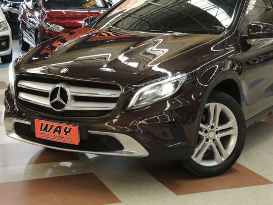 MERCEDES-BENZ-GLA 200-1.6 CGI ADVANCE 16V TURBO FLEX 4P AUTOMÁTICO MERCEDES-BENZ-GLA 200-2017