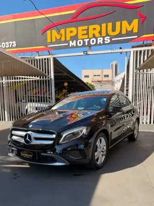 MERCEDES-BENZ GLA 250 2.0 16V TURBO GASOLINA SPORT 4P AUTOMÁTICO MERCEDES-BENZ GLA 250 2.0 16V TURBO GASOLINA SPORT 4P AUTOMÁTICO