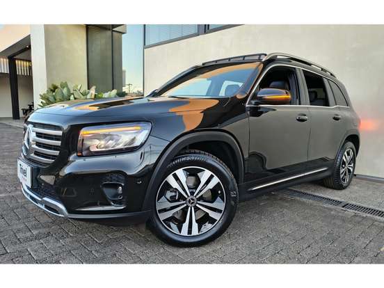 MERCEDES-BENZ-GLB 220-2025