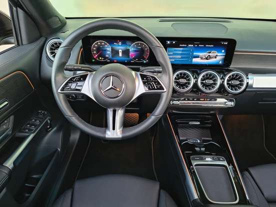 MERCEDES-BENZ-GLB 220-2025