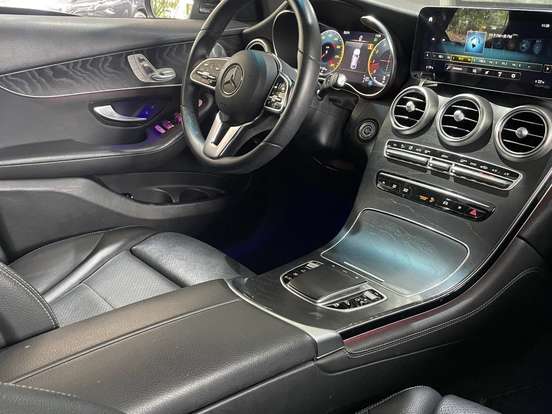 MERCEDES-BENZ-GLC 300-2019