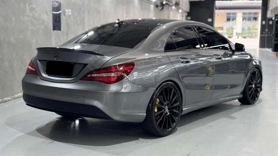 MERCEDES-BENZ-CLA 180-2018