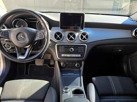 MERCEDES-BENZ-GLA 200-1.6 CGI FLEX ADVANCE 7G-DCT MERCEDES-BENZ-GLA 200-2019