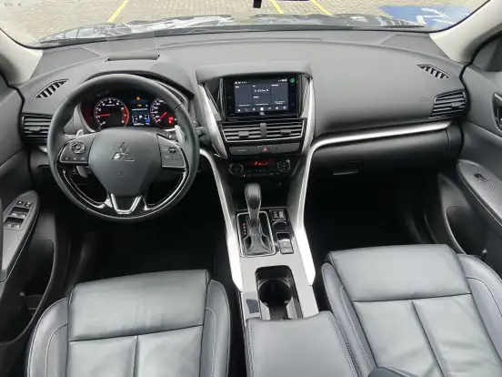 MITSUBISHI-ECLIPSE CROSS-2024