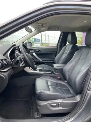 MITSUBISHI-ECLIPSE CROSS-2024