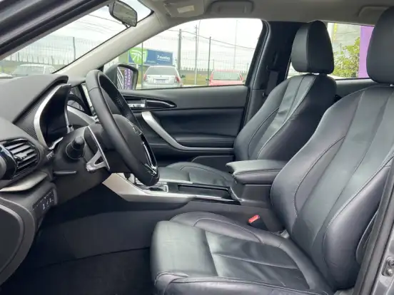MITSUBISHI-ECLIPSE CROSS-1.5 MIVEC TURBO GASOLINA HPE CVT MITSUBISHI-ECLIPSE CROSS-2024