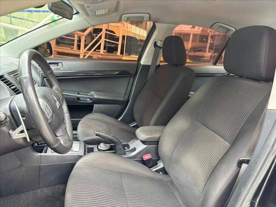 MITSUBISHI-LANCER-2.0 16V GASOLINA 4P AUTOMÁTICO MITSUBISHI-LANCER-2013